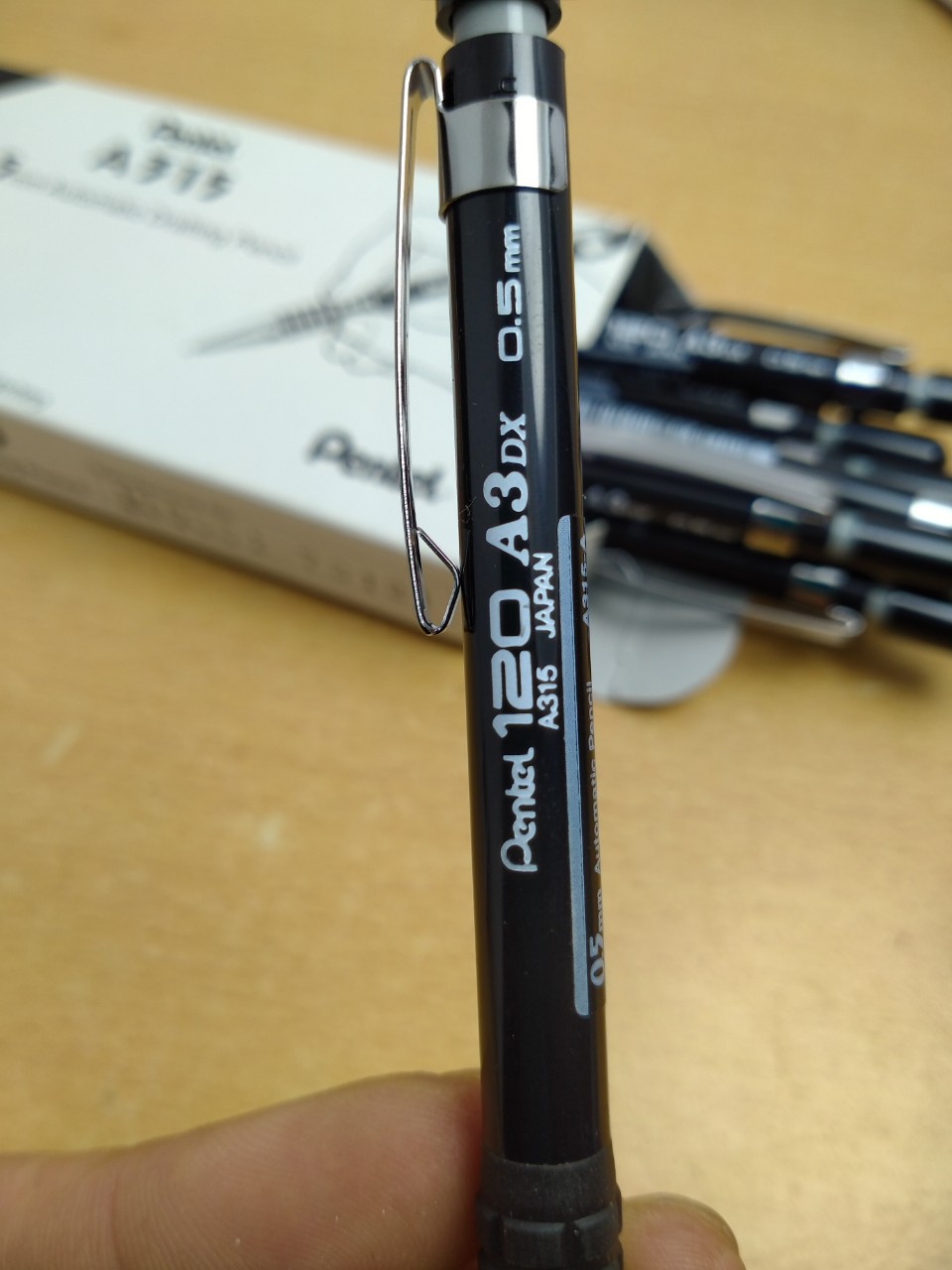 Bút chì kim kỹ thuật Pentel A315 0.5mm
