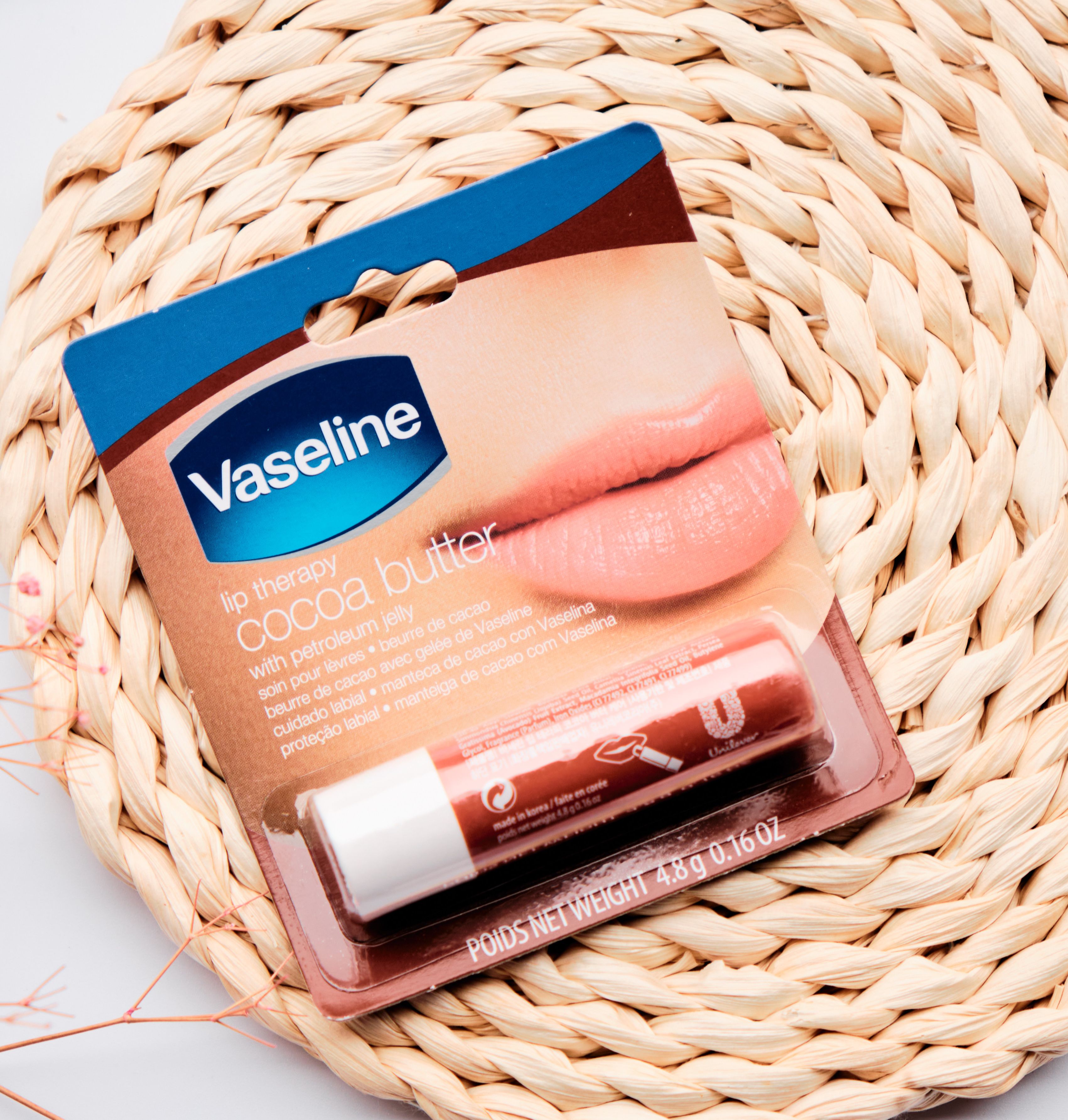 Dưỡng môi Vaseline Lip Therapy thỏi 4,8g