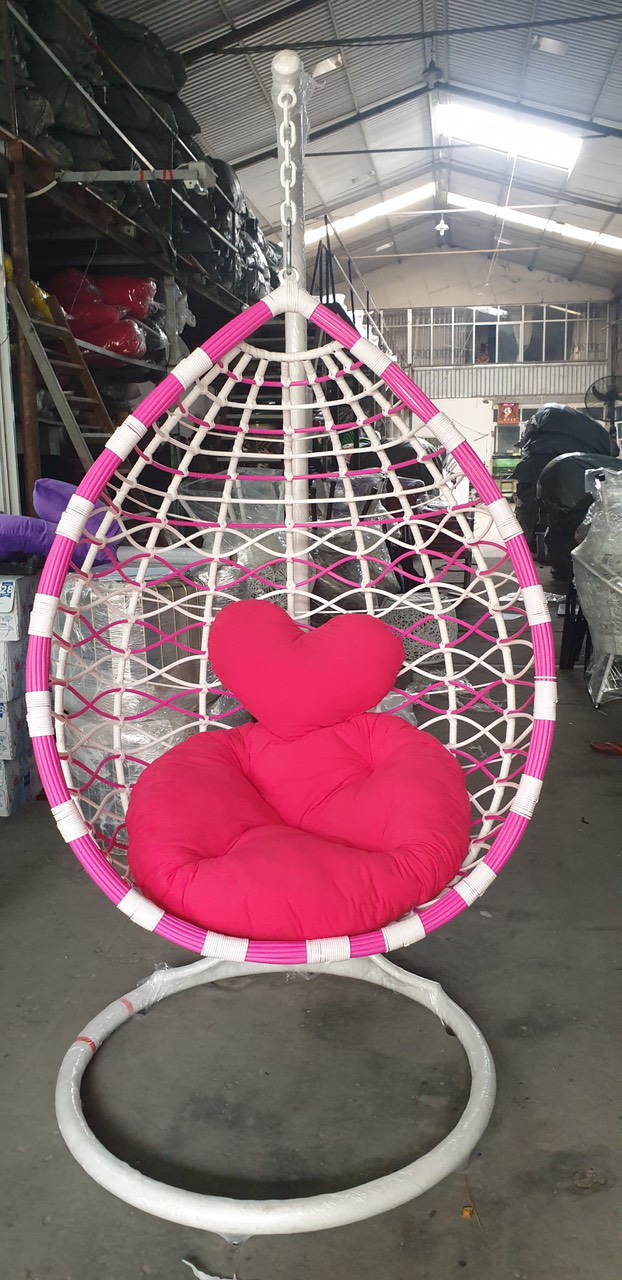 Xích đu ban công màu hồng siêu cute mẫu giọt nước Siêu Thị Nội Thất