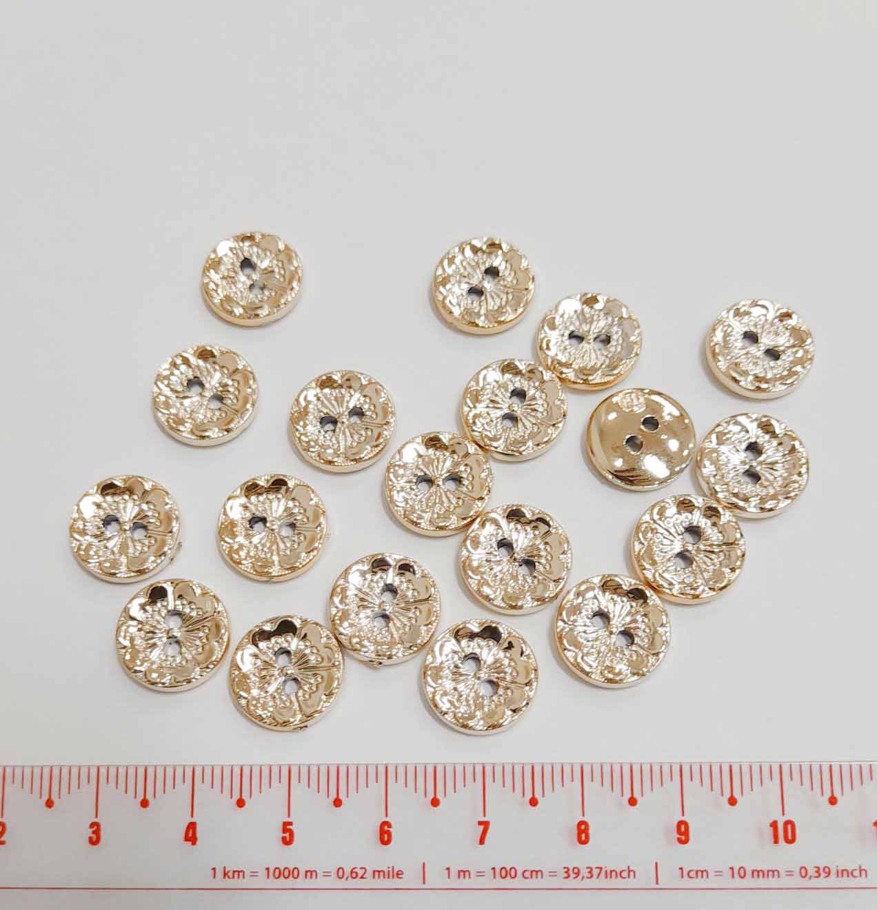 Bộ 4 nút áo sơ mi vàng nhụy ngọc trai Khuy áo đồng phục Cúc áo đính kết trang phục size 1.1cm 1.2cm 1.3cm