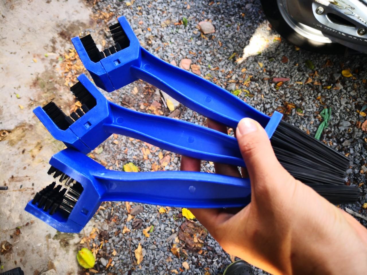 [HCM]Bộ 3 Bàn Chải Sên Vệ Sinh Sên 3D