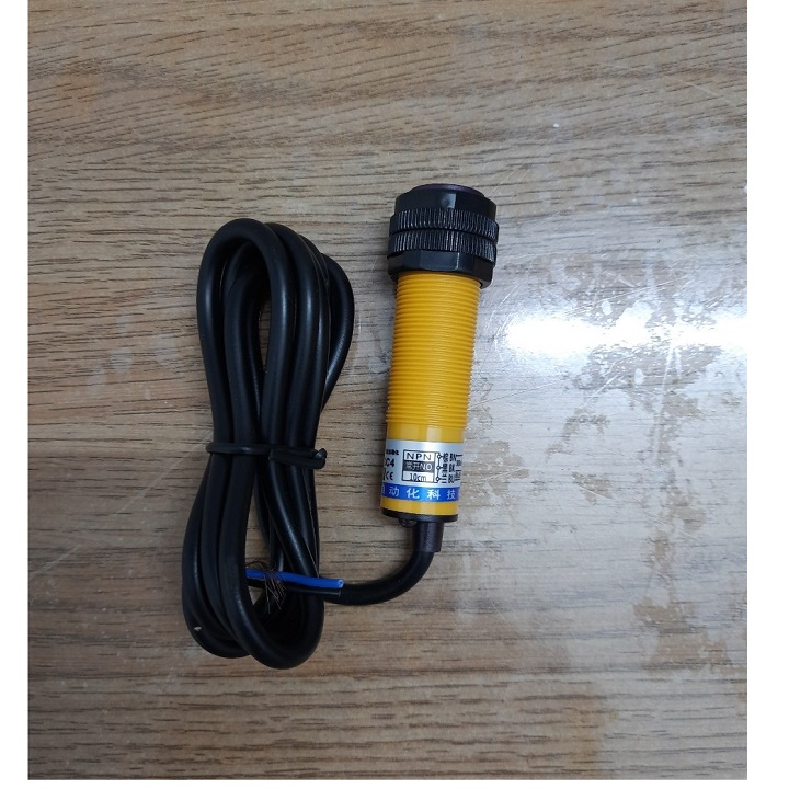 Cảm biến quang sensor quang E3F DS30C4 6 36v