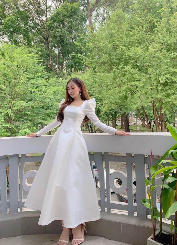 Đầm dự tiệc xoè tay dài  nhọn vai chất phi taffeta TRIPBLE T - SIZE S/M/L/XL - MS213V