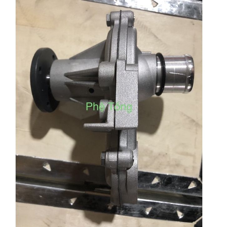Bơm nước liền đế dùng cho lifan 520 máy 1.3 / kenbo 990/ kenbo 7 chỗ