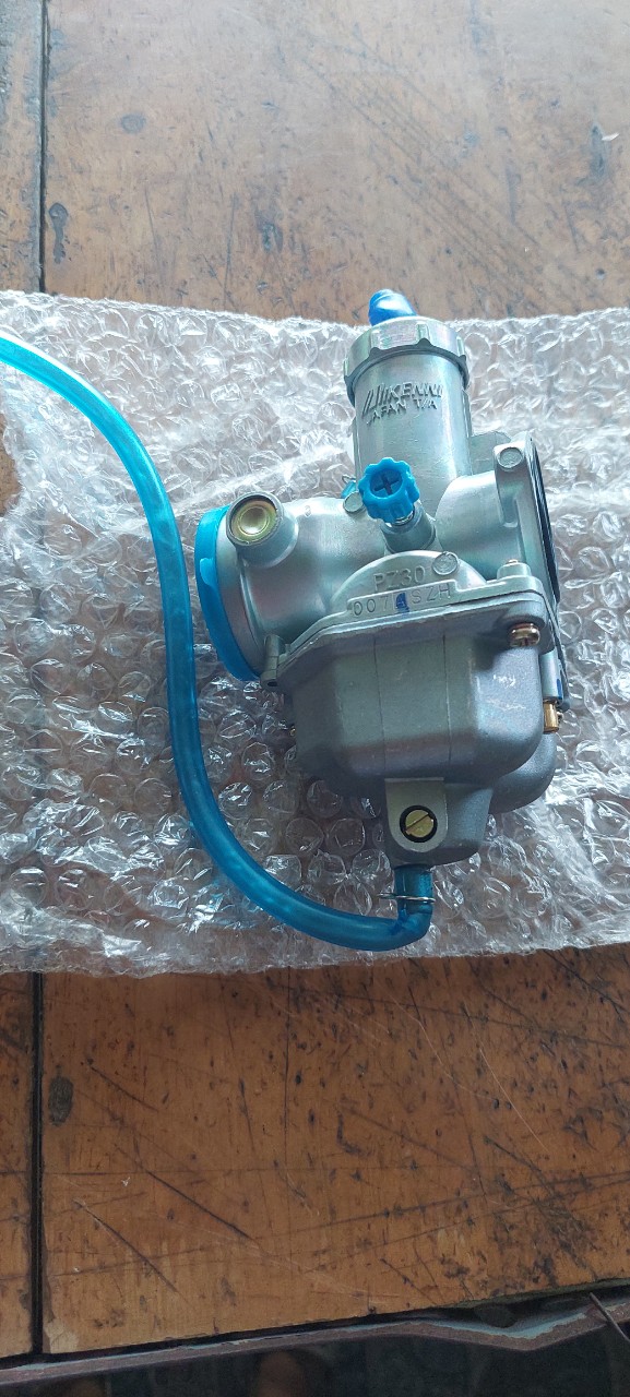 Bình xăng con 200cc 250cc , 300cc