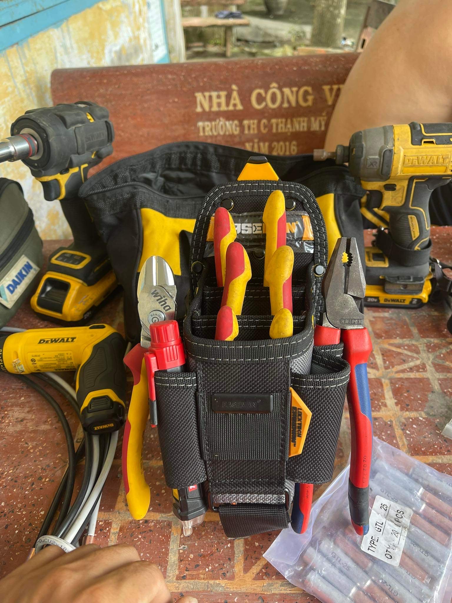 Túi đồ nghề đeo hông ToughBuilt TB-CT-36-L10