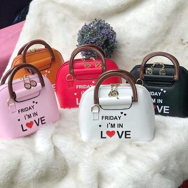 [HCM]Túi xách nữ - túi đeo chéo LOVE (size 20 hình thật)