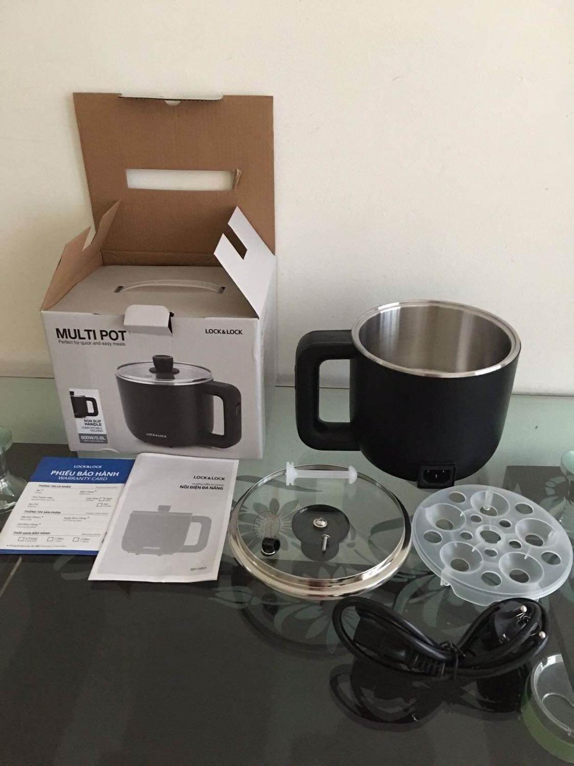 Mini Multi-Function Electric Pot Lock&Lock Ejp116Blk (0.8 Liter) Is Extremely Convenient - Genuine Product with 12-Month Warranty