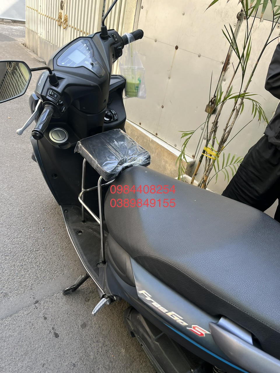 Ghế Ngồi Xe Máy Cho Bé Xe Freego - Freego S - Click - Luvias (không tựa)