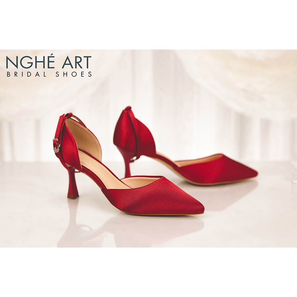 Giày cưới Nghé Art lụa satin đỏ có dây quai 318