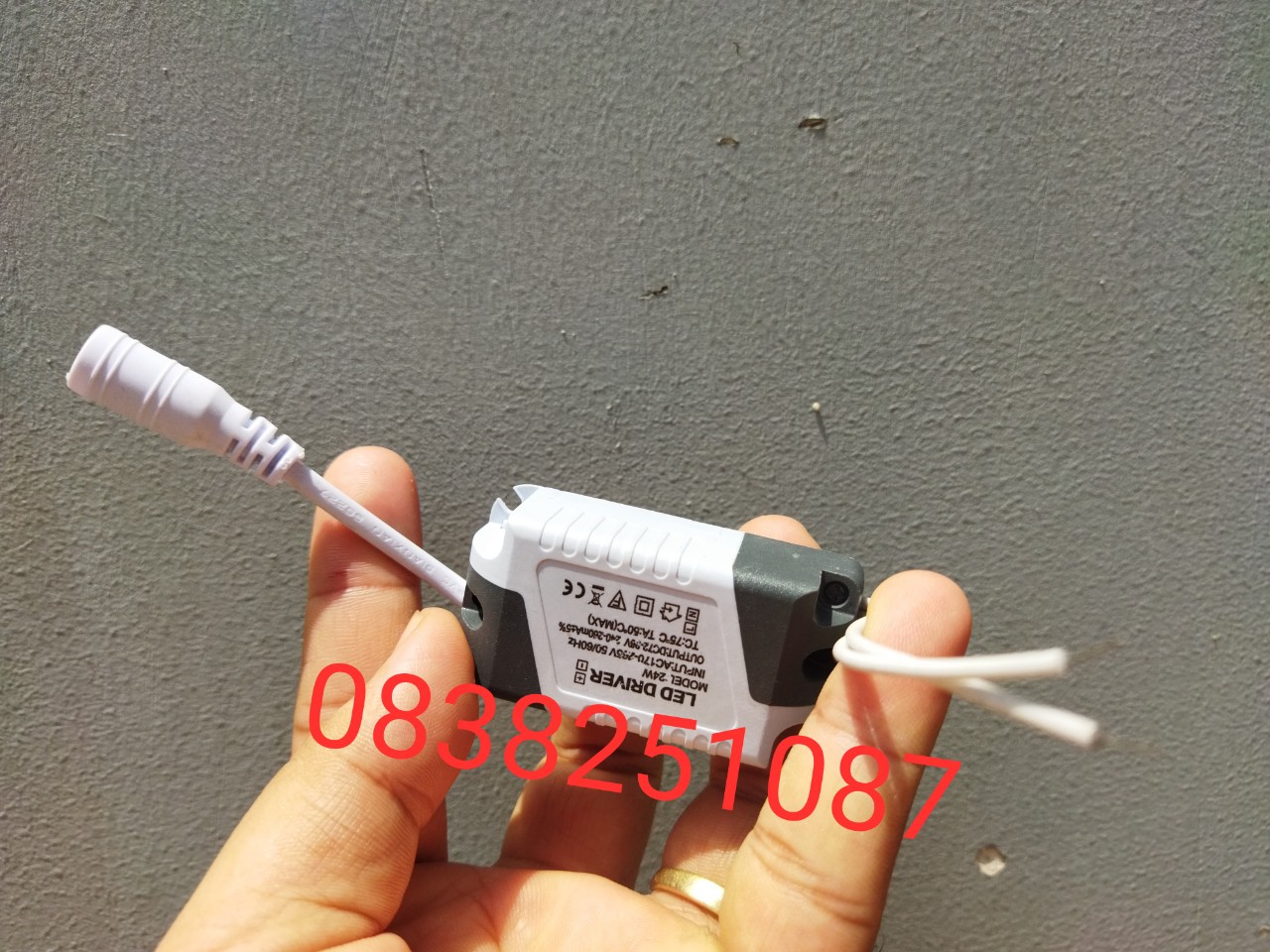 tăng phô(driver) 24w dùng thay thế đèn âm trần và đèn ốp nổi