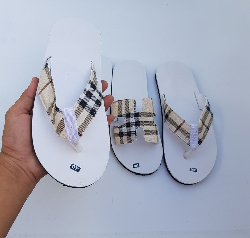 Dép cặp nam nữ ( đế trắng quai sọc vàng ) size 35 đến 44