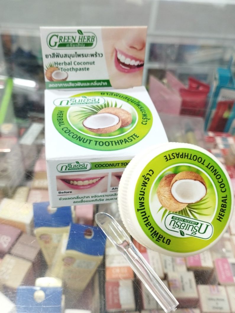 [HCM]Kem Tẩy Trắng Răng Green Herb  Thái Lan