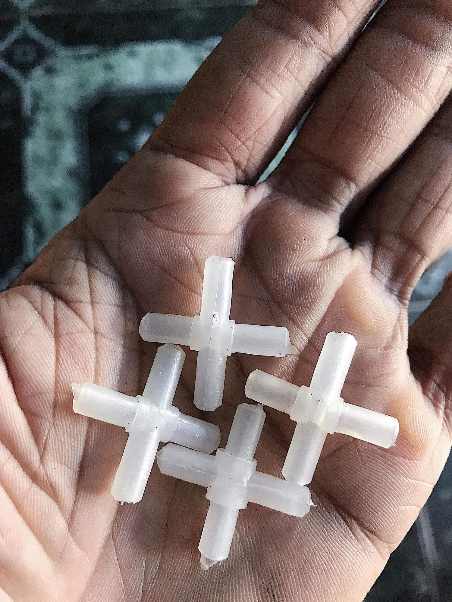 KHÓA CHIA 3 DÂY OXY BỂ CÁ CẢNH (1 CÁI)