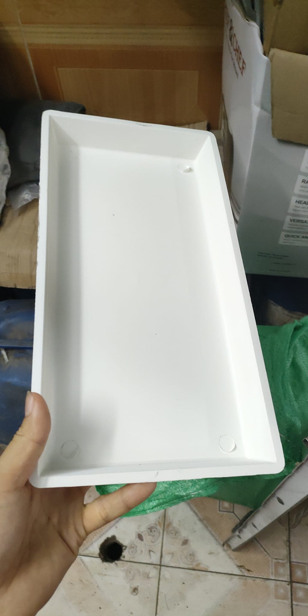 Máng ong nội dung tích 0.8L