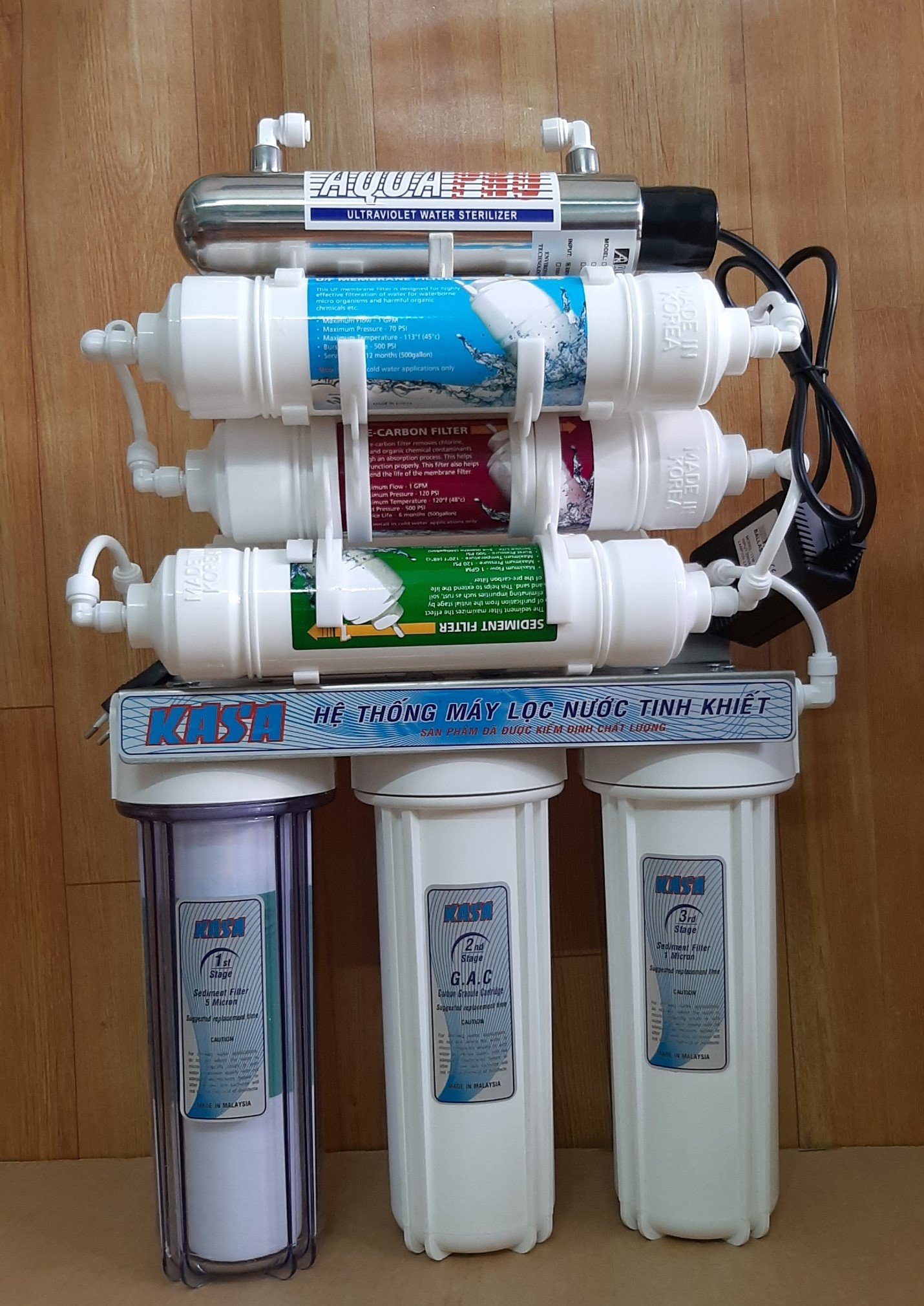 Bộ lọc nước na no có màng lọc hàn quốc,9 lõi lọc, có đèn cực tím