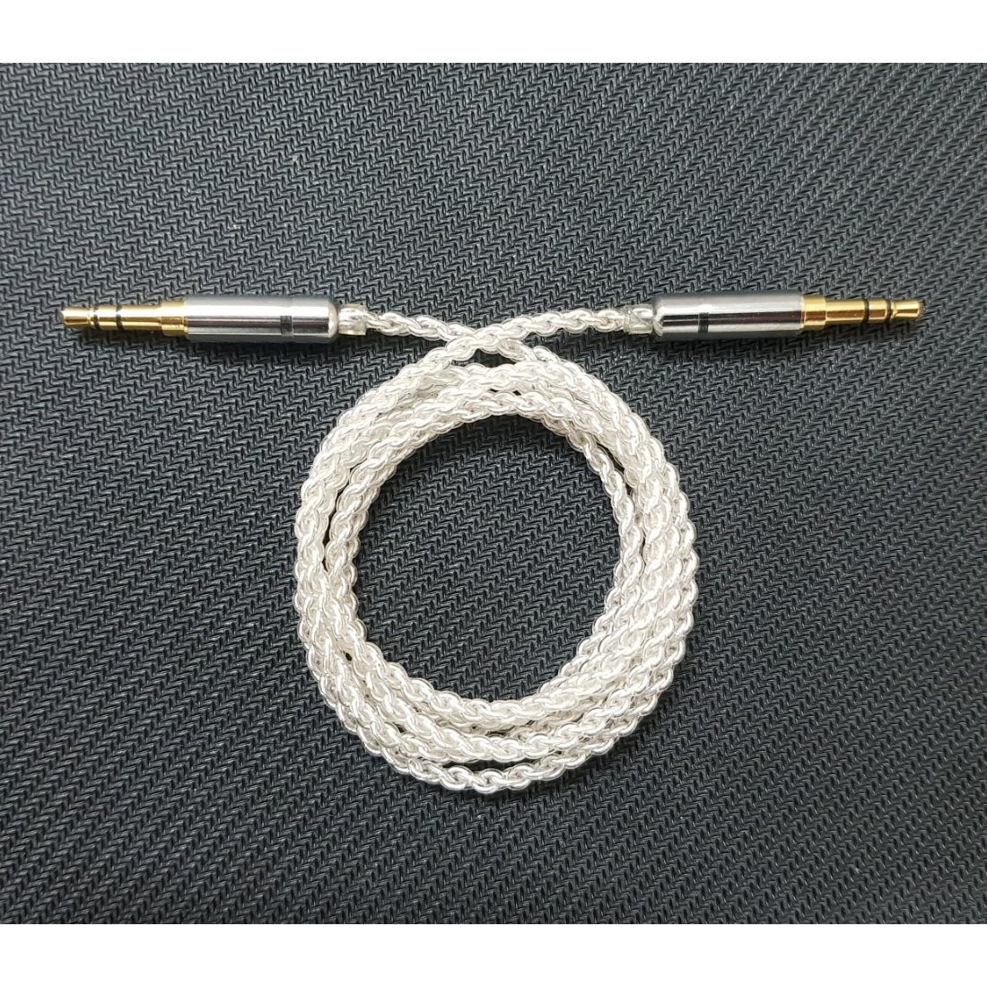 Dây 2 đầu 3.5mm 4 lõi mạ bạc ( Cáp AUX ) chất lượng cao