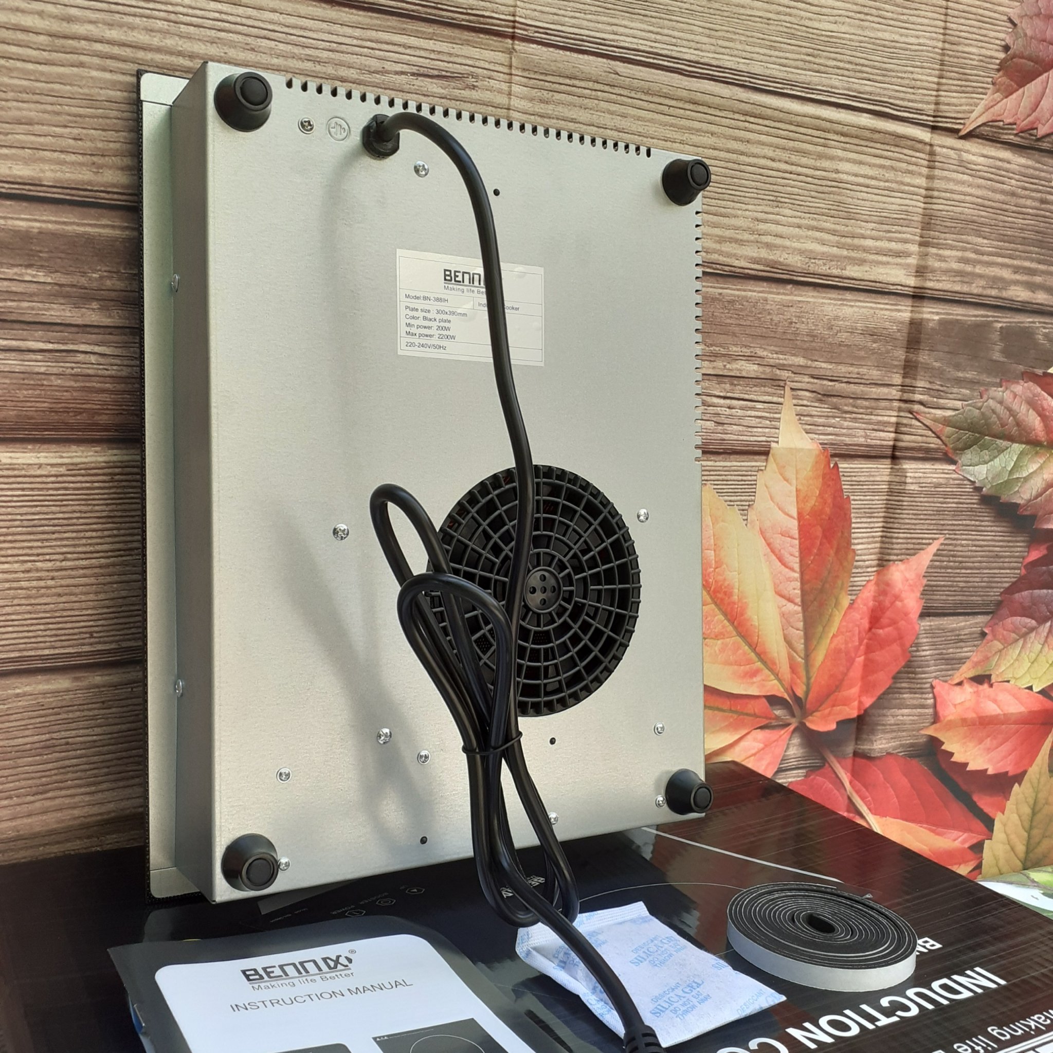 Bếp từ âm Bennix 388