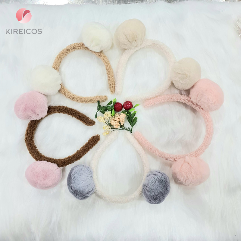 [HCM]Cài Tóc Pom Pom Lông Xù Siêu Cute - kireicos
