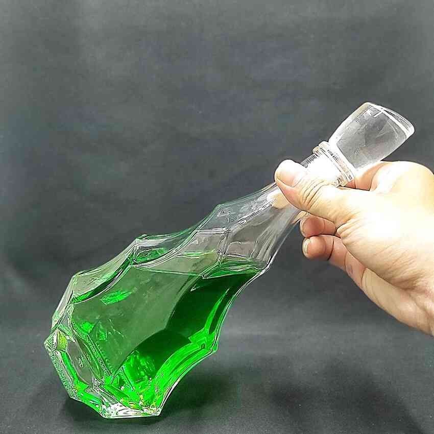 Glass bottle 500ML – PINE TREE shape – solid cap - 1 bottle (C13 pattern)