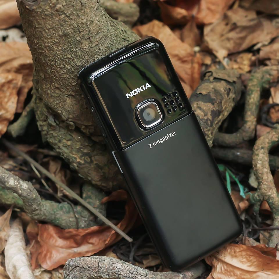 Điện Thoại Nokia 6300 Màu Đen