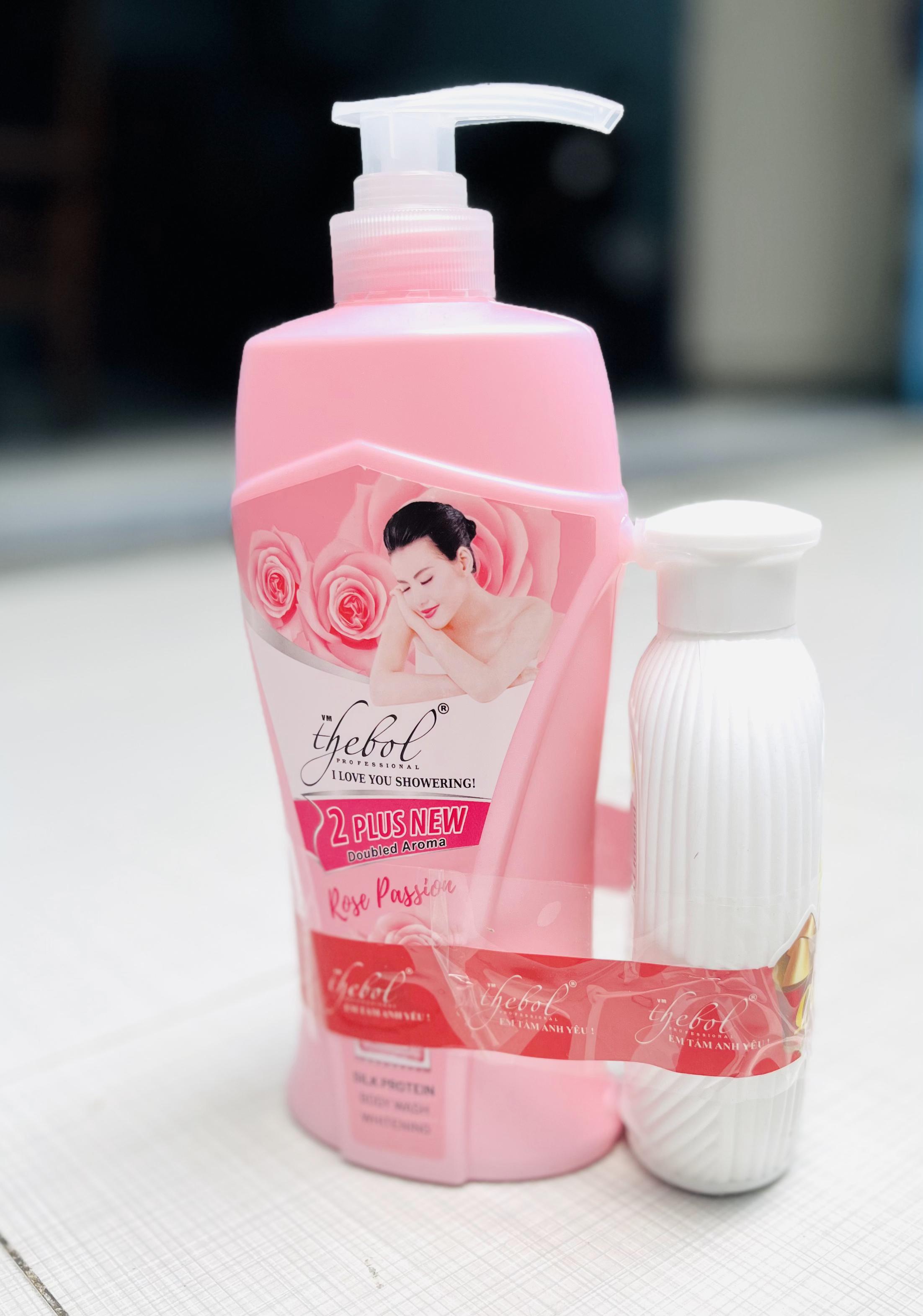 Sữa tắm hương hoa hồng Thebol Rose Passion 650g - Tặng kèm sữa tắm nhỏ