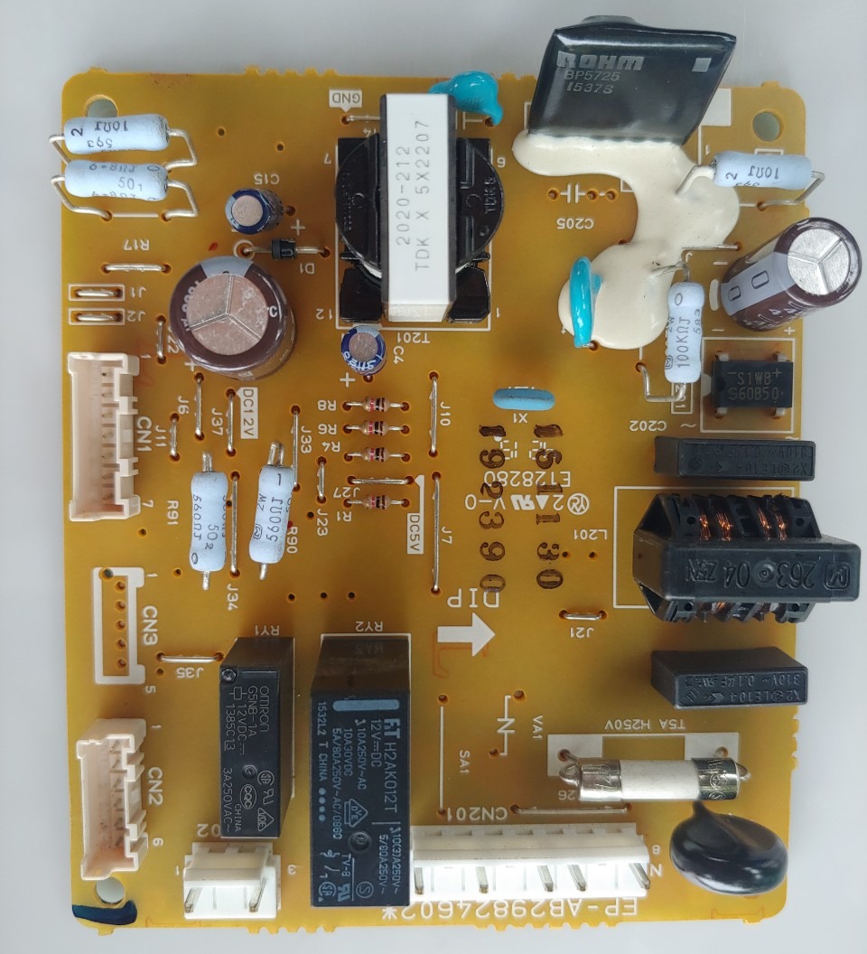 bo tủ lạnh panasonic NR-BJ175SNVN ( Hãng tháo tủ )