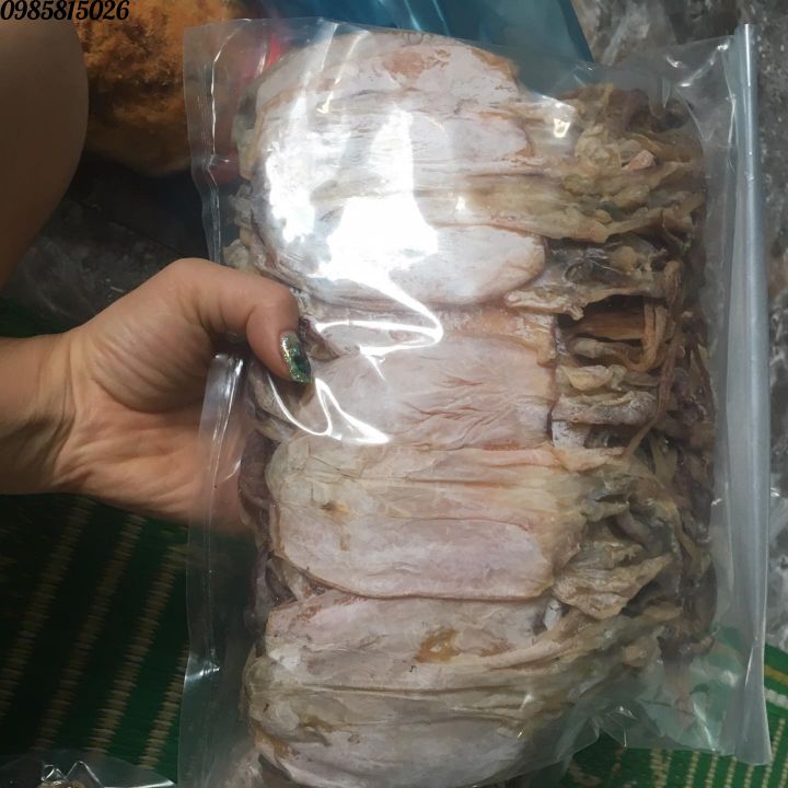 Combo 7 con mực khô ngon bằng bàn tay