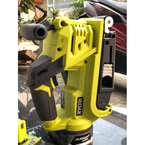 [HCM]máy chà nhám ryobi R18BS