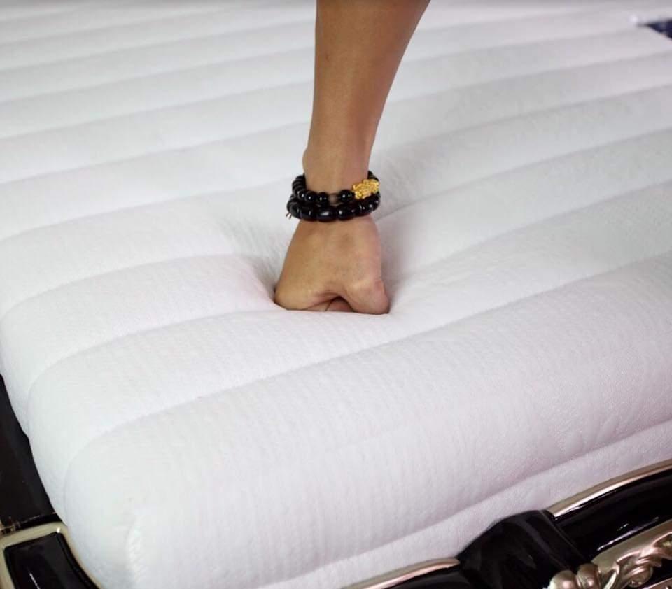 Nệm 1m8 x 2m x 10cm cao su Memory Foam Thắng Lợi