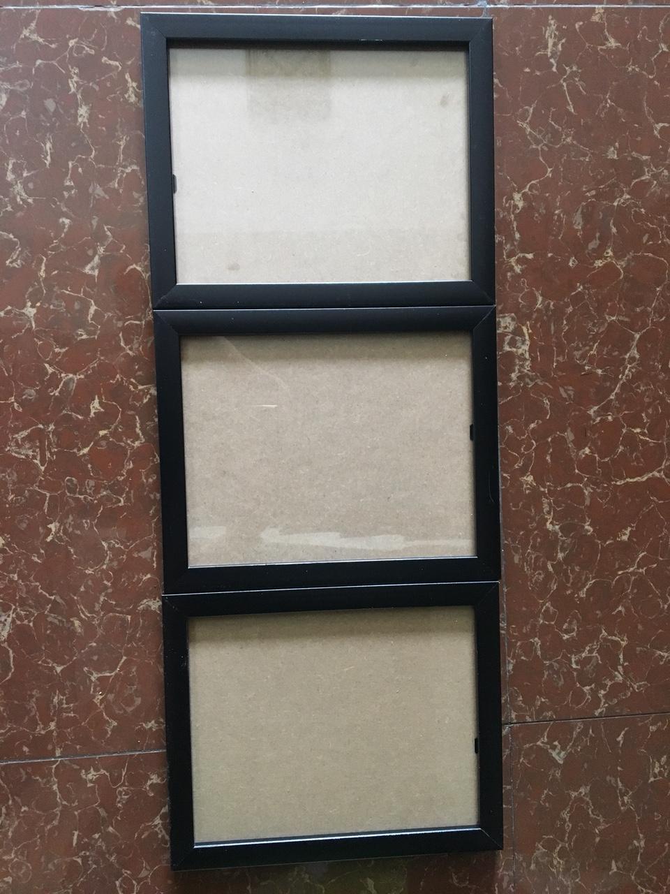 Ka179 nail salon wall photo frame (with 3-prong nails)