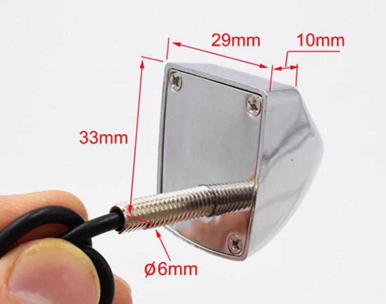 Camera lùi chống nước 8 đèn LED ( Hồng Ngoại)