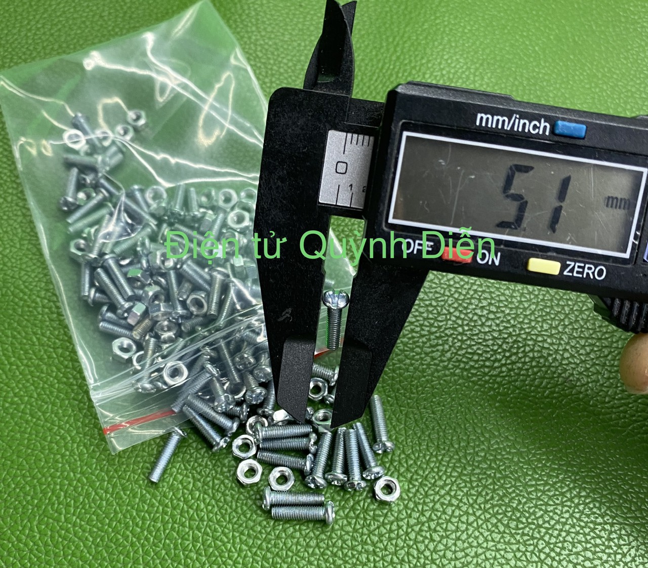 Ốc vít tán M3 3ly dài 1.2cm ( túi 90g ~ 90 con)