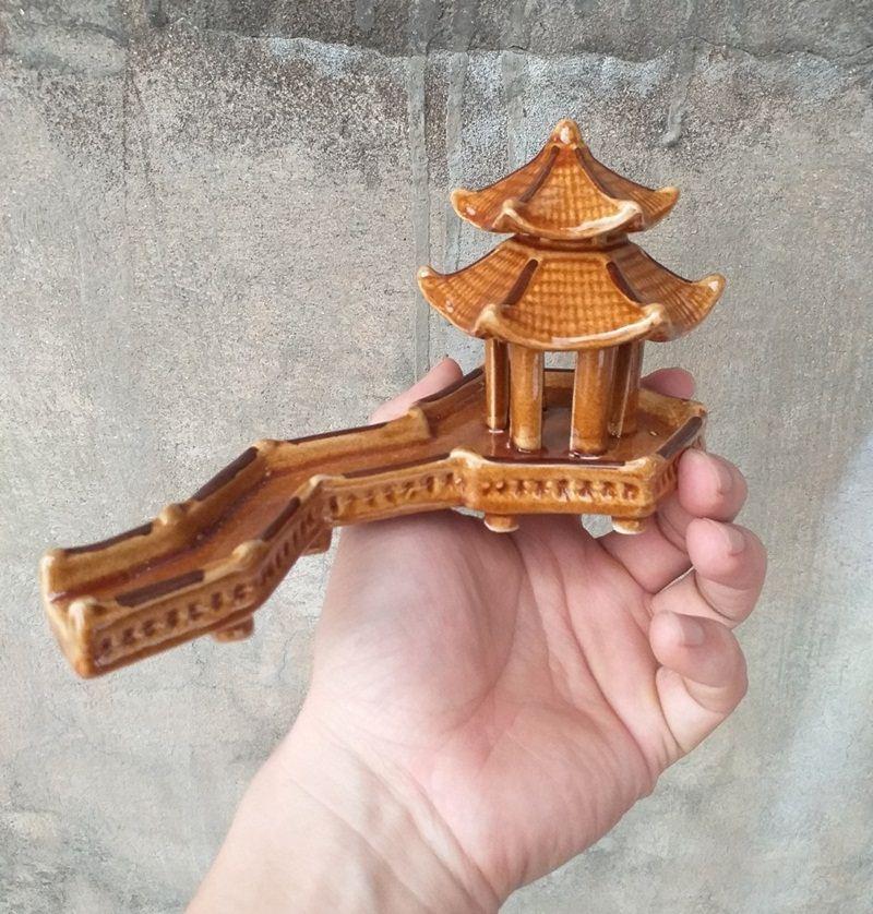 Phụ kiện trang trí bể cá: Mẫu cầu tháp