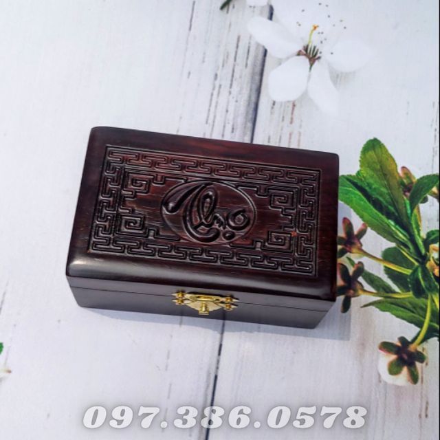 Hộp đựng thuốc lào gỗ trắc nguyên khối