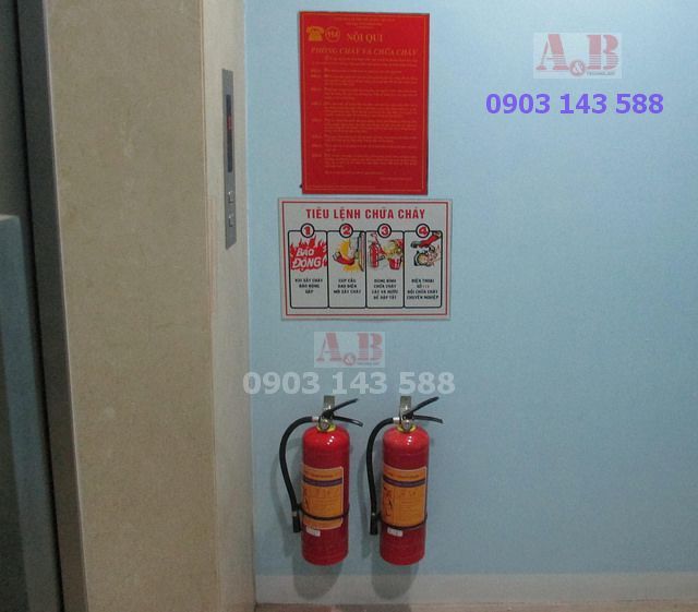 [HCM]Móc treo bình chữa cháy bột 4 kg 8 kg