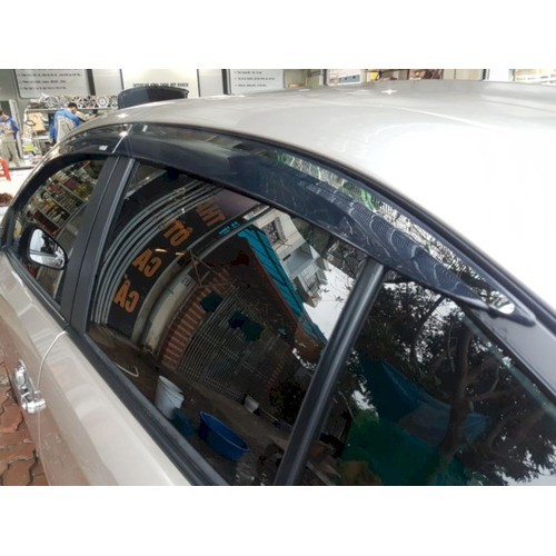 VÈ CHE MƯA CHỈ MẠ TOYOTA VIOS 2014-2017