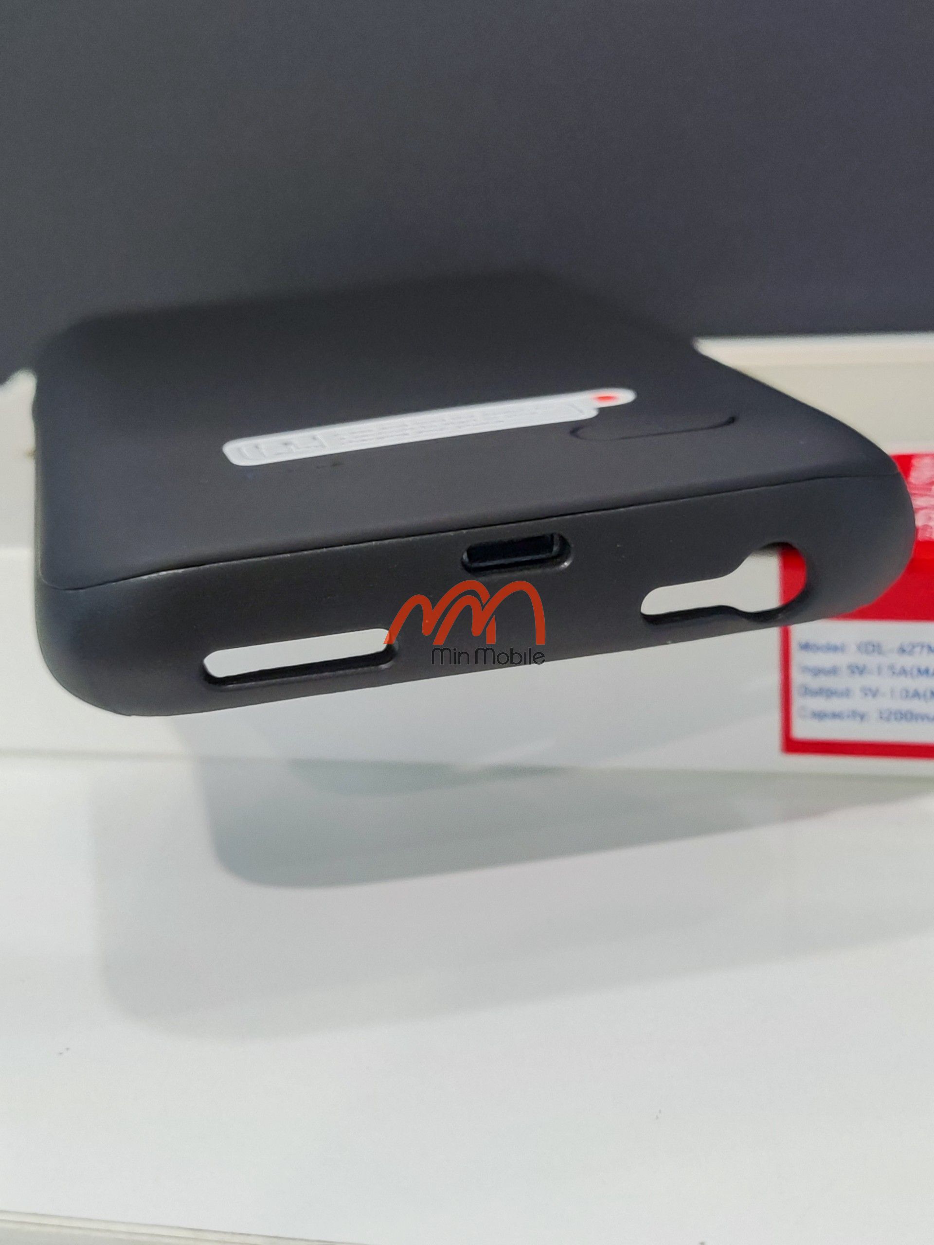 Ốp lưng kiêm sạc 3200mAh iPhone 6 7 8 hiệu NewDery