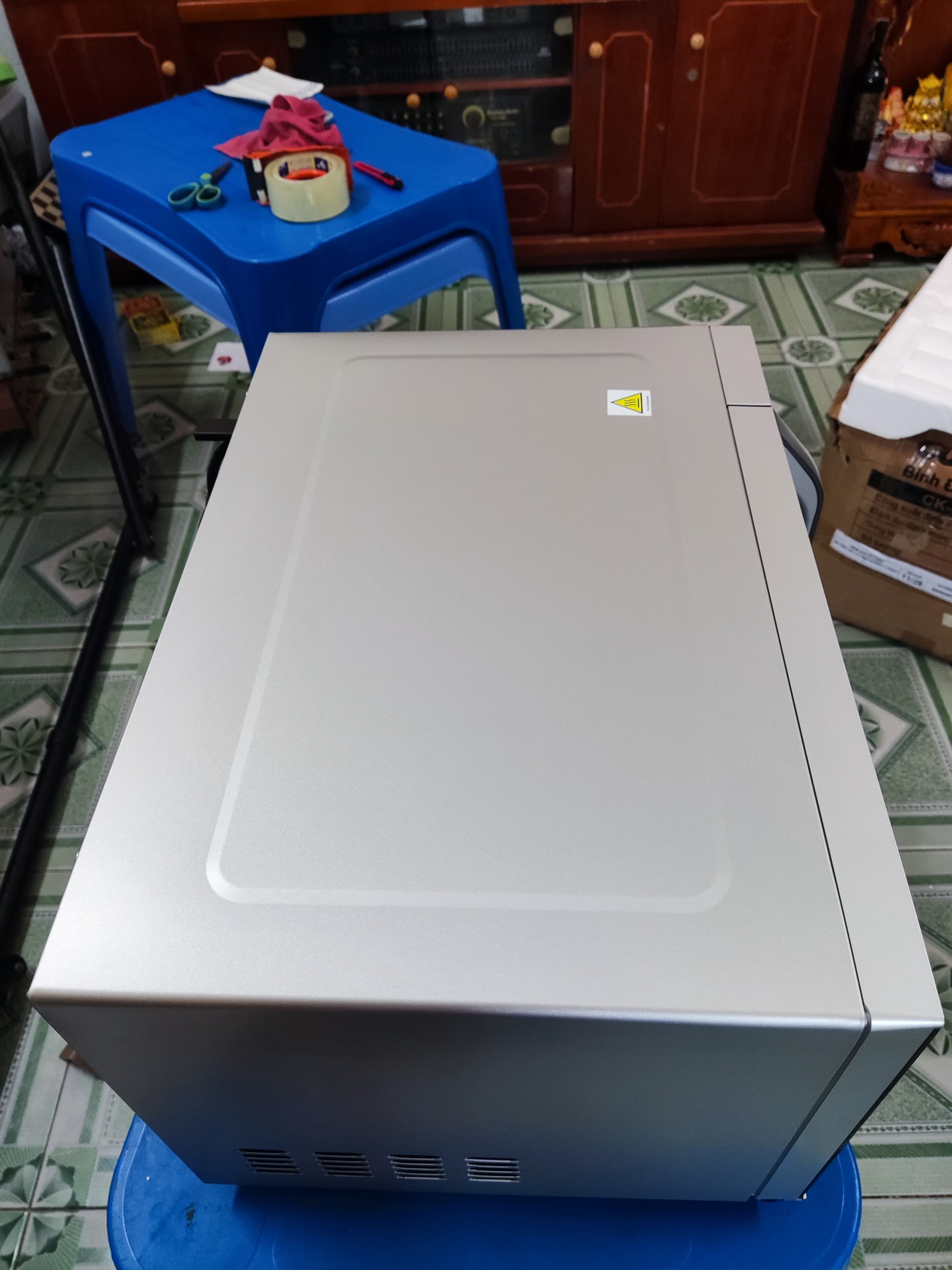 Lò vi sóng Panasonic NN-GM34JMYUE