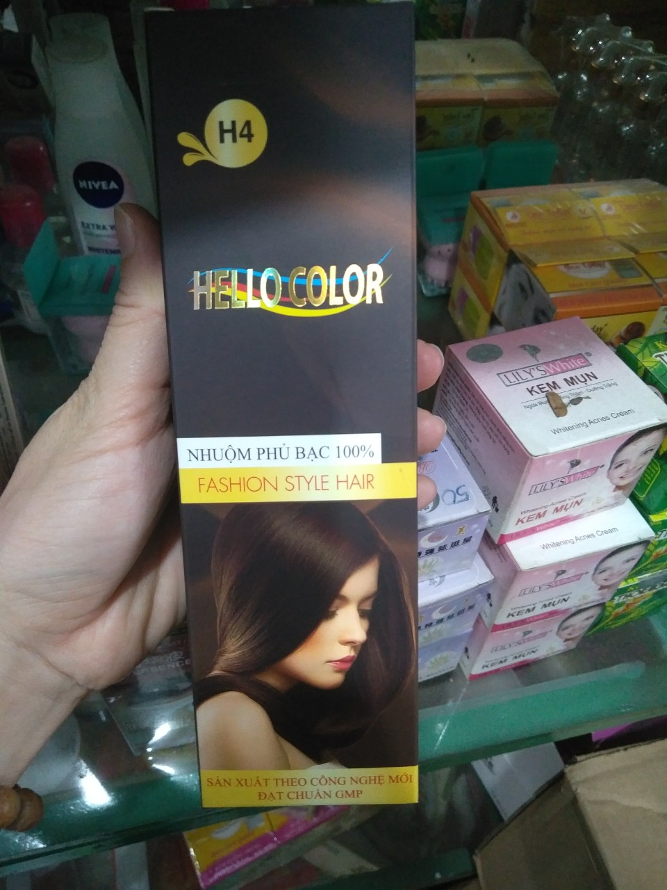 em nhuộm tóc thảo dược phủ bạc HELLO COLOR 60 ML