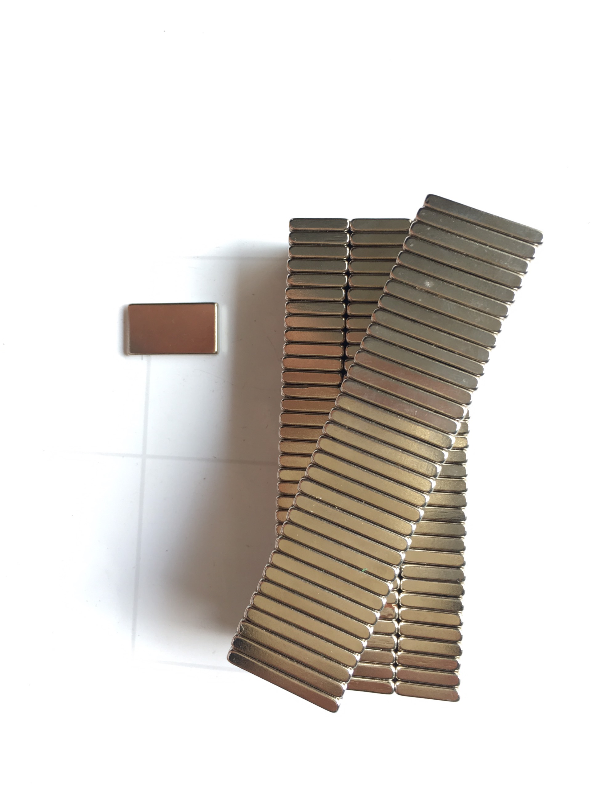 [HCM]Viên 23x13x3mm nam châm đất hiếm nam châm trắng lực từ cực mạnh