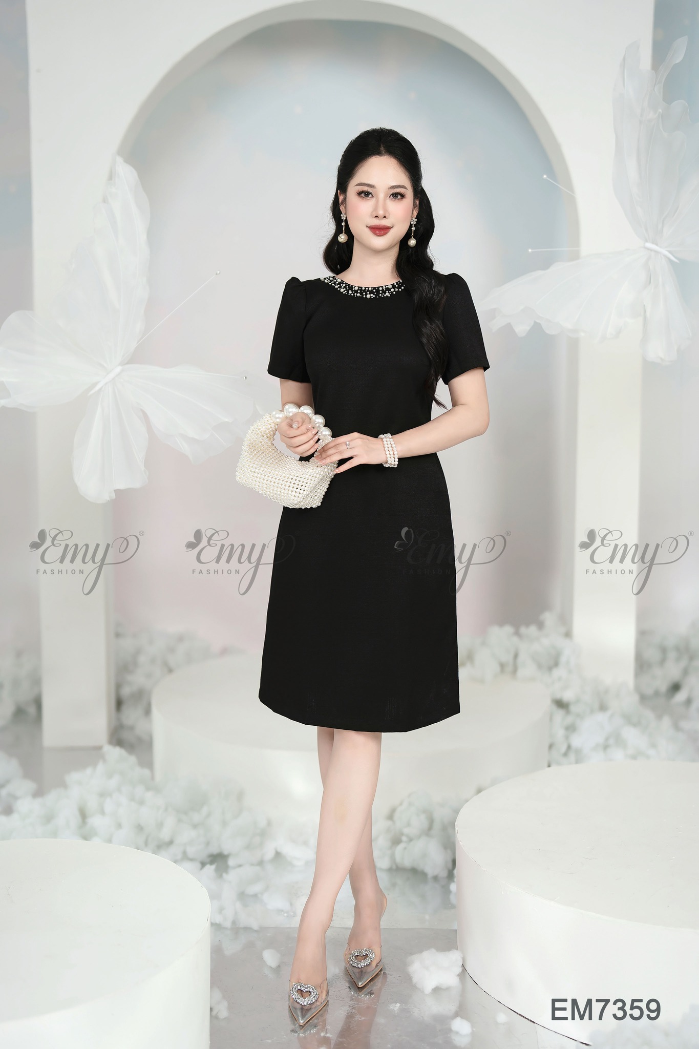 Đầm EMY EM7359 Suông Đen