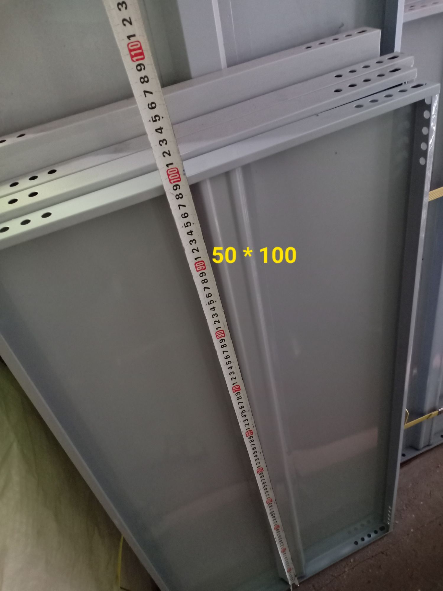 mâm sắt (50*100)