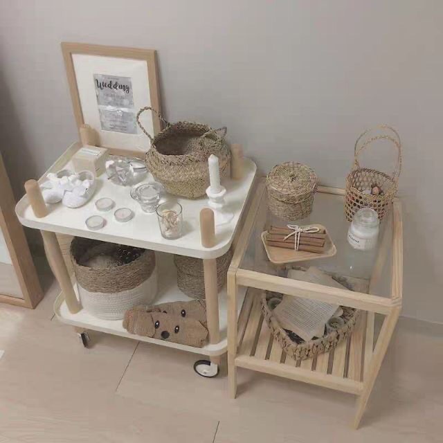 Kệ gỗ để đầu giường mặt kính