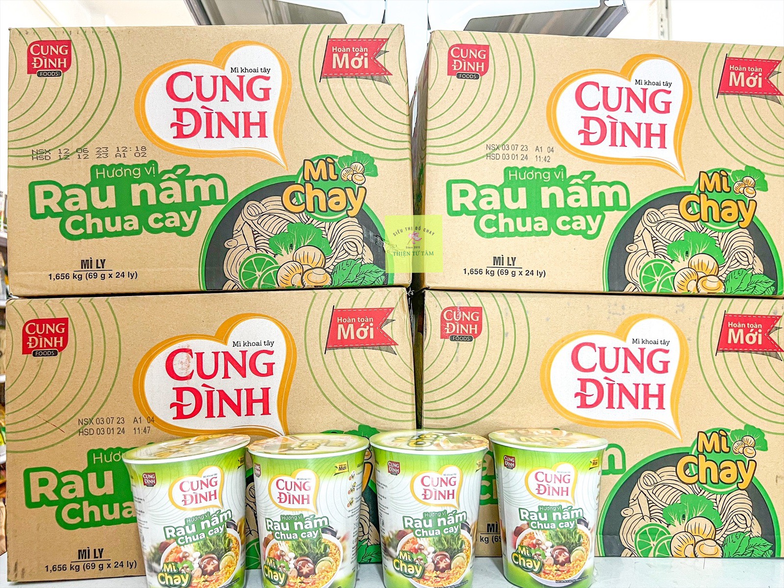 Mì Ly Cung Đình Chay Vị Rau Nấm Chua Chay Thùng 24 Ly