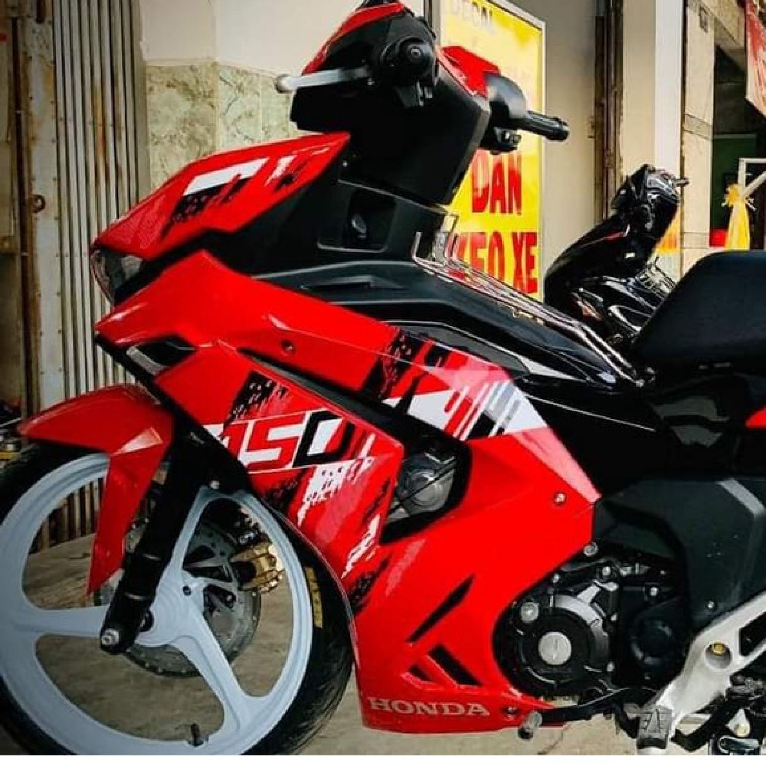 Tem Rời Winner X V3 Rs Dán Xe Đỏ