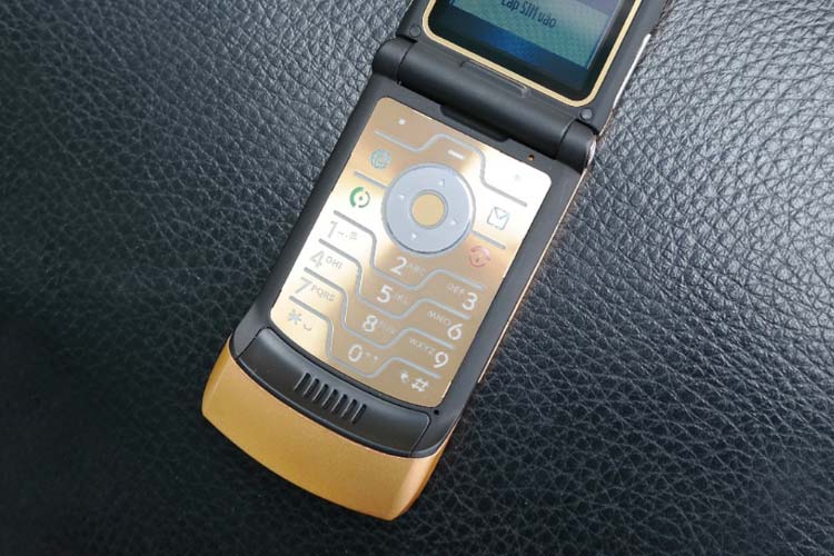 ĐIỆN THOẠI MOTOROLA V3i MỎNG & SANG TRỌNG