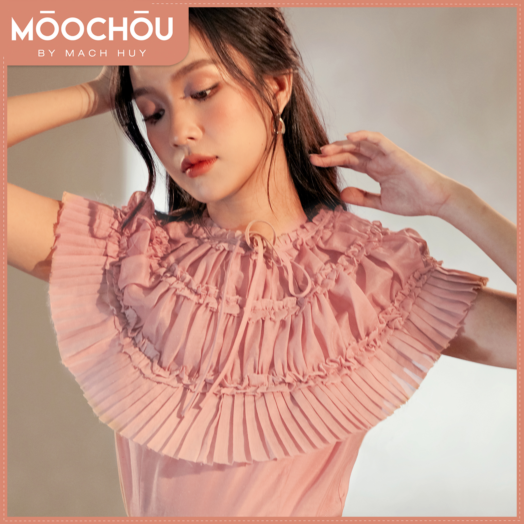 ÁO KIỂU CỔ CÁNH CHIM SELINE TOP - MOOCHOU