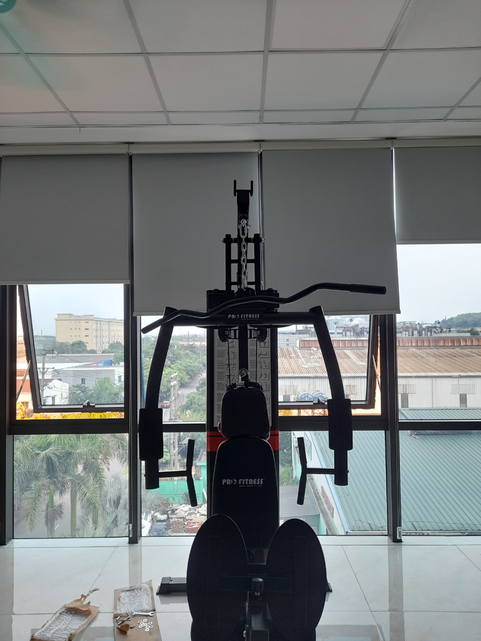 GIÀN TẠ ĐA NĂNG HQ-708A CÓ ĐẠP ĐÙI