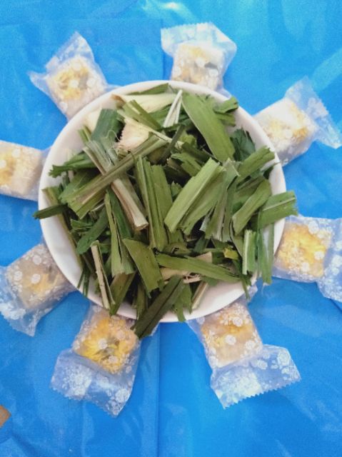 {100G } LÁ DỨA SẤY KHÔ THƠM PHỨC